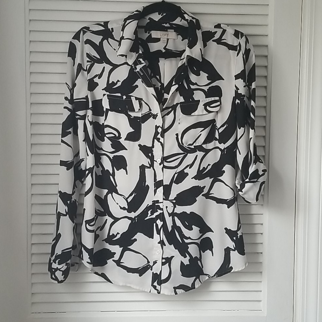 Loft Button Down Small